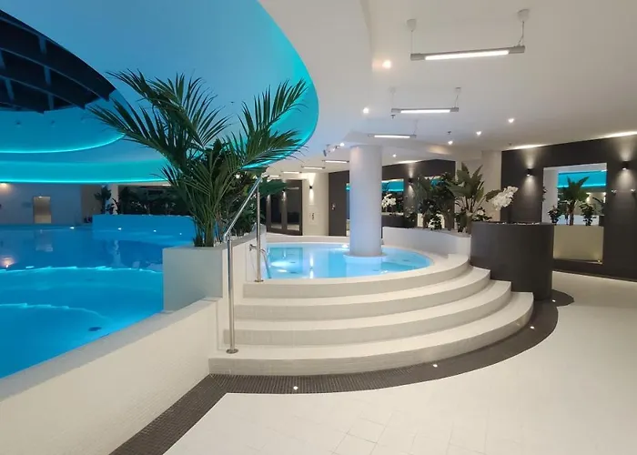 アパート Hanza Tower *